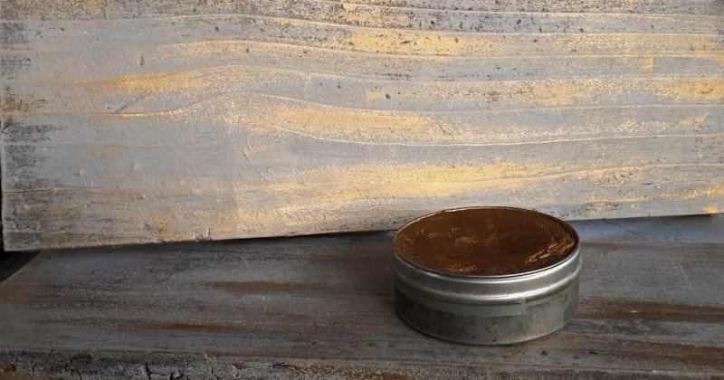 Apply the Gilder's Paste with a dry cloth