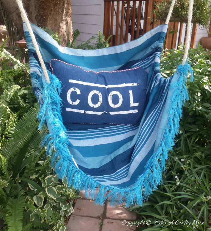 Lazy summer days spent in a hammock chair. Who could ask for more #DIYHomeDecor #Hammock #LazySummer #DIYTutorial