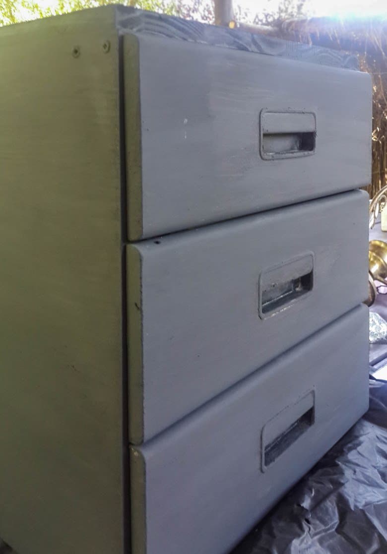 Paint the office storage with a dark grey graphite color
