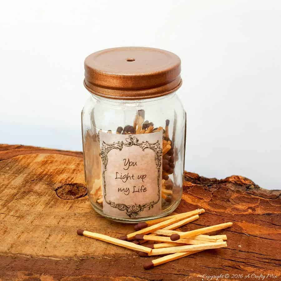 A quick and easy gift idea for the special men in your life. These cute mason jar match holders are sure to light up their lives. #giftideas #DIYGiftsmen #giftideasmen #acraftymix