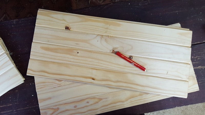 Cut the tongue and groove to make the sides for the feeder
