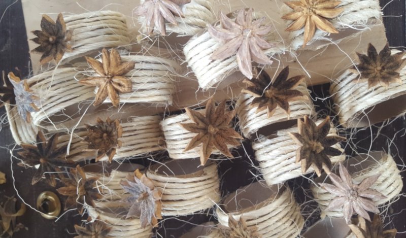 A collection of easy to make fall napkin rings