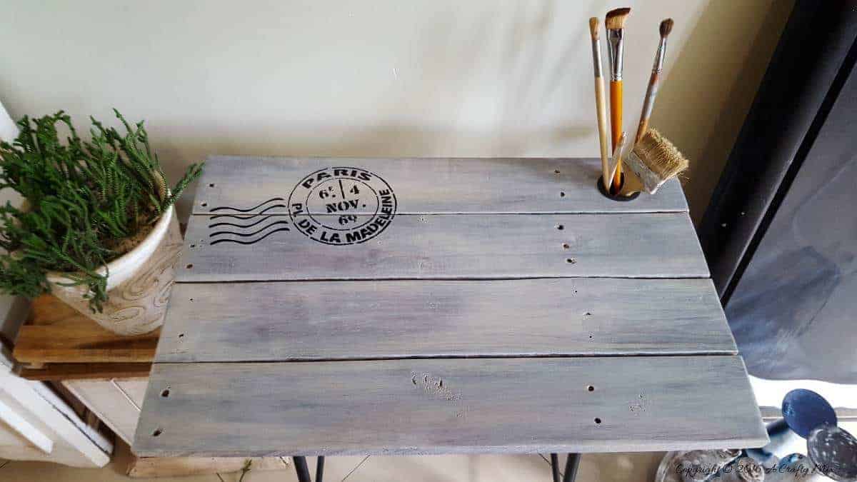 Re-purposing a metal frame in the IBC November Challenge - When virtual friends give virtual gifts