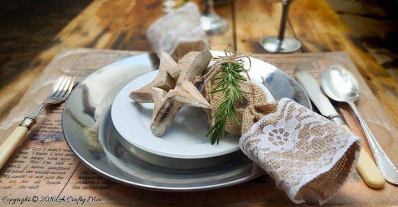 Make your guest feel extra special with these fun DIY lead story placemats. They're budget-friendly and easy to customise. #DIYPlacemats #ACraftyMix #RecycledBoxes