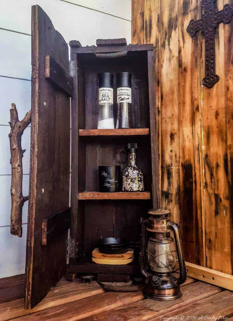 How to turn a vintage ammunition box into a small kitchen cupboard