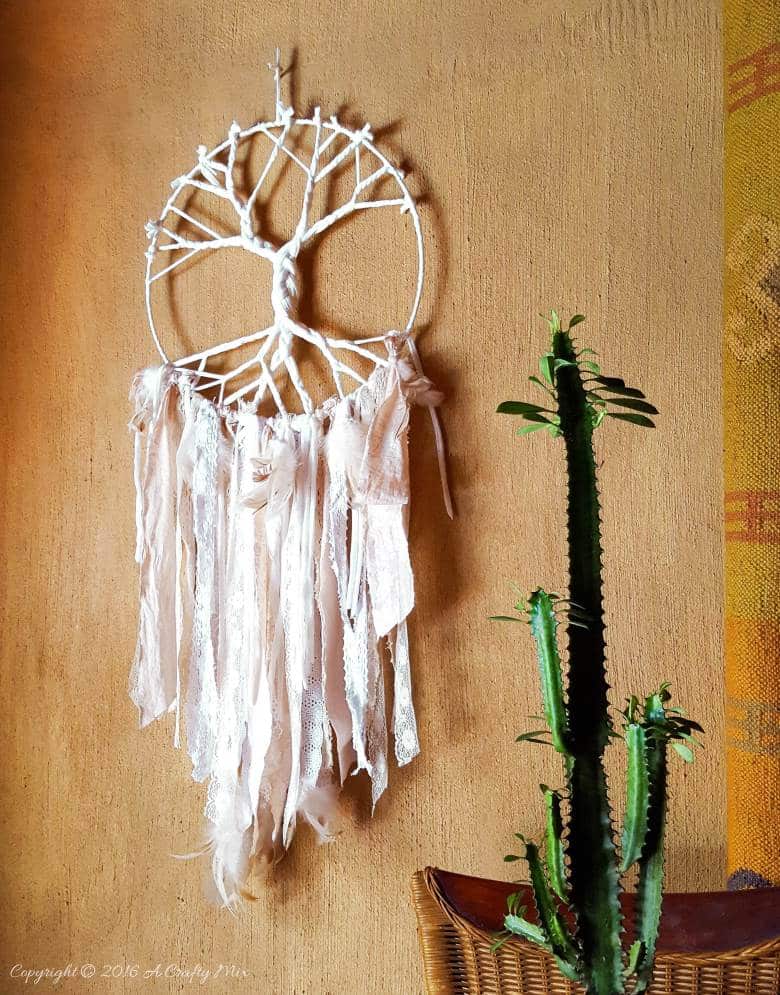 How to make a Tree of Life Dream Catcher using t-shirt yarn and scraps of fabric - full tutorial with pictures on the blog