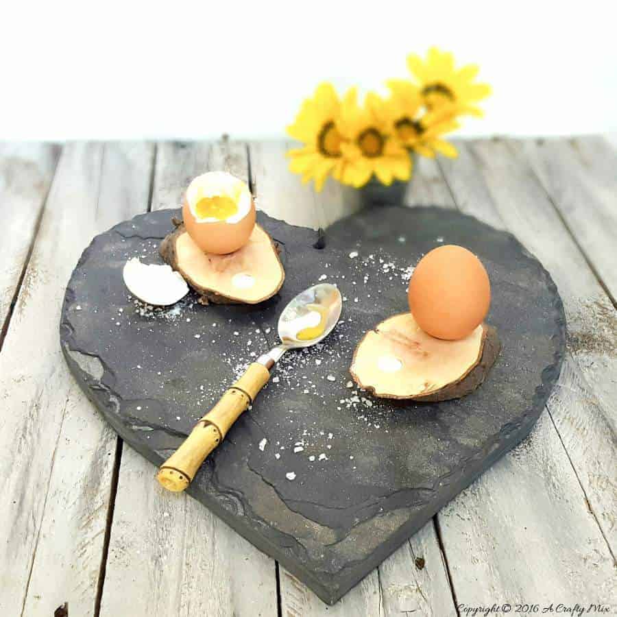 Treat yourself with these rustic egg cups that can be made in a few minutes