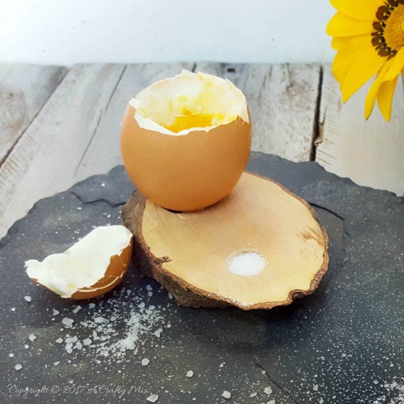 Treat yourself with these rustic egg cups that can be made in a few minutes