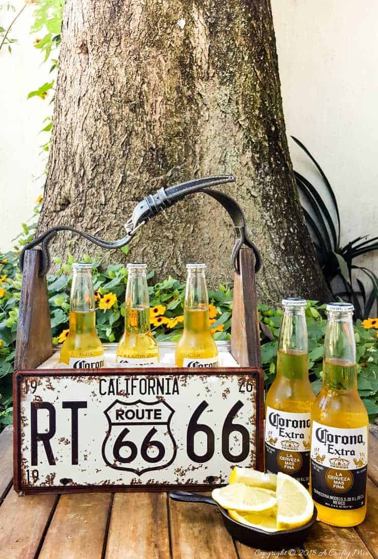 How to build your own wooden beer caddy using license plates. Now you can carry those brews in style and keep them chilled at the same time. Great gift idea