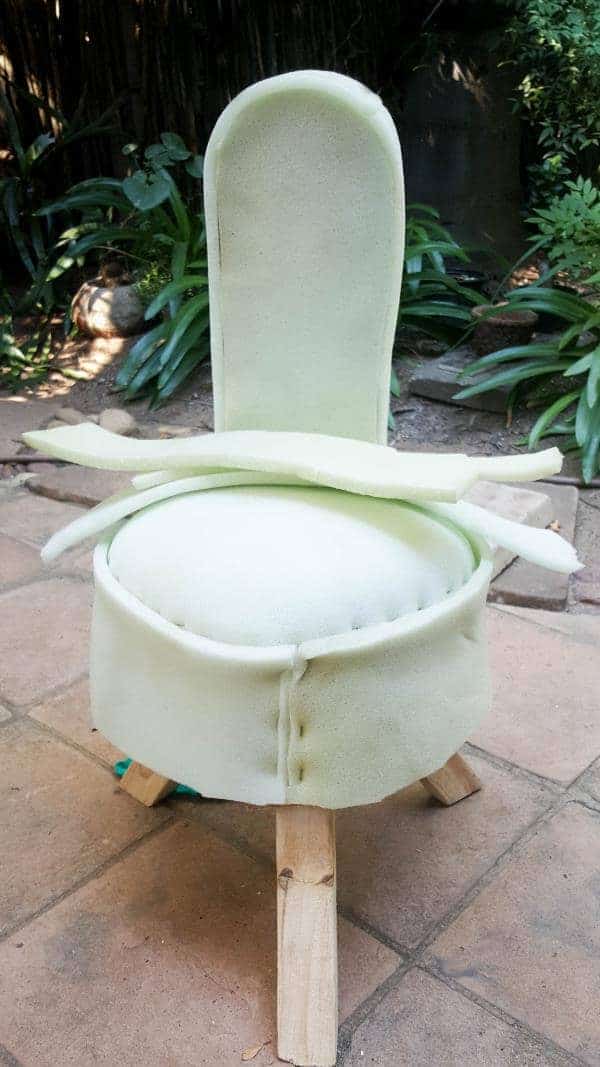 Adding foam and batting to the chair. DIY Tutorial from A Crafty Mix #llamaDIY