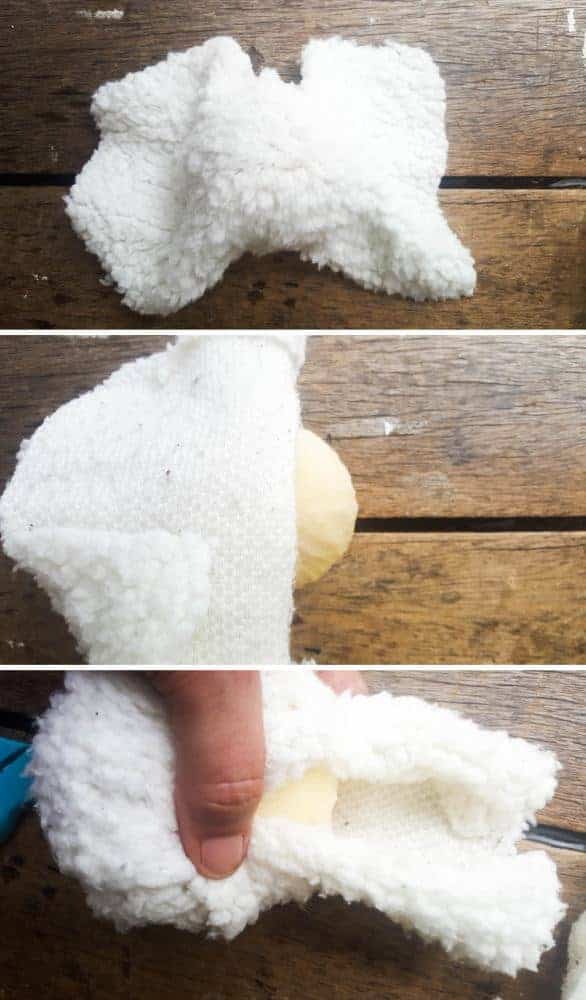 Making a little tummy and nose for the chair. DIY Tutorial from A Crafty Mix #llamaDIY #DIYTutorial #LlamaChair