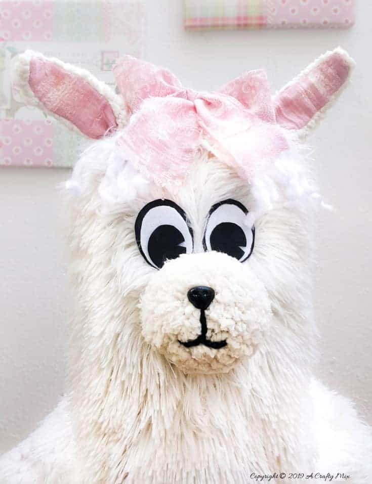 How to make an adorable "No Drama, Llama Chair". Unique one of a kind DIY to fall in love with and make yourself. DIY Tutorial from A Crafty Mix #llamaDIY #DIYTutorial #LlamaChair #LlamaDecor
