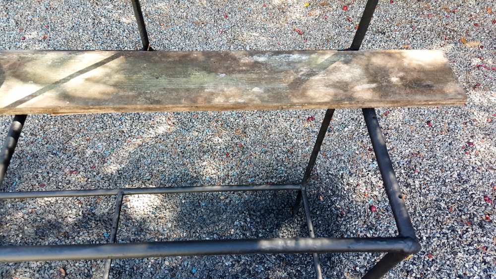 Painting and preparing the plant stand for it's makeover - #tinceilingideas #tinceilinghomedecor #tinceilingtilesrepurposed #plantstandideas #ACraftyMix