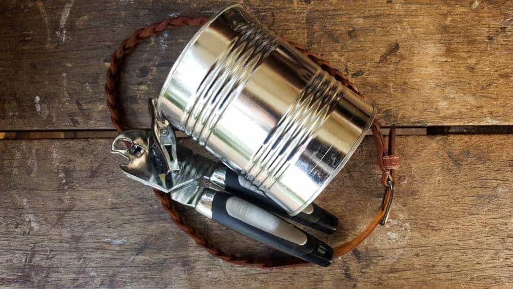 What you need to make a tin can handbag planter. Fun and easy recycling craft idea #tincan #recycle #repurpose #tincanrecycle #tincanplanter #acraftymix #creativetincanprojects #uniquetincanDIY