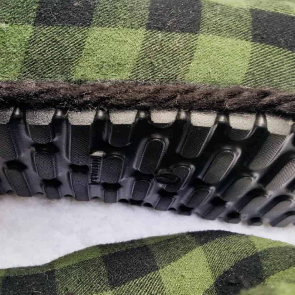 Make your own super comfy flip flop flannel slipper with a pixie twist. Includes free pattern. Share a Pattern #pattern #shareapattern #flannel #diy #craft #handmade #freeslipperpattern #slippers