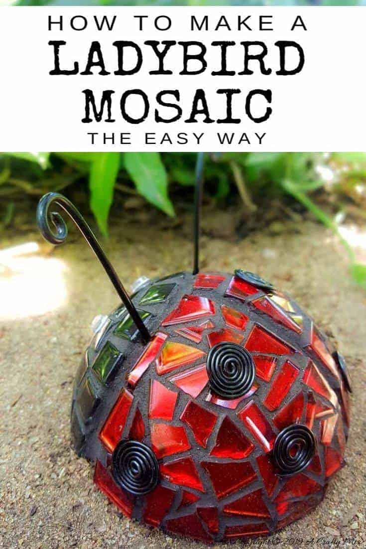 Ladybird, ladybird fly away home :-) How to use a sponge ball to make a 3D ladybug mosaic. Beautifully detailed tutorial. #LadyBugcrafts #LadyBugIdeas #LadyBugDIY #ACraftyMix #Ladybugmosaic #LadyBird 