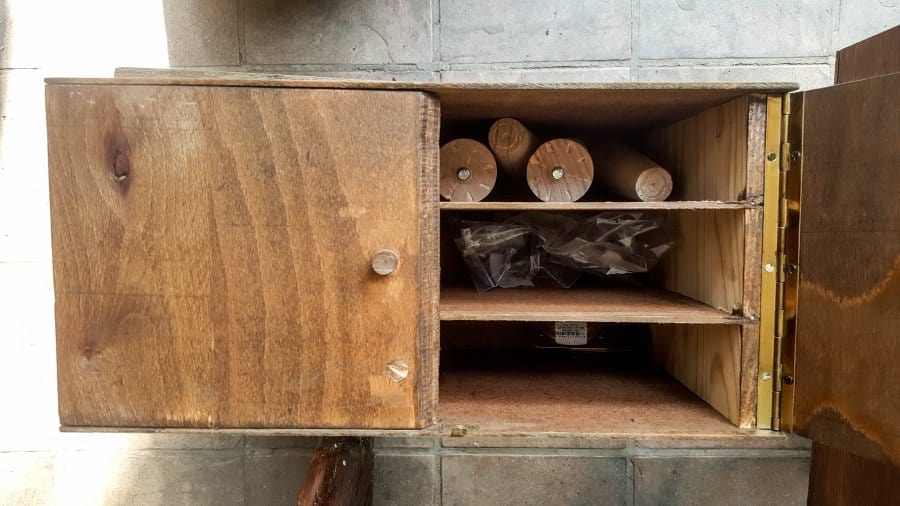 Two small wooden storage units from a thrift store waiting for their Chinioserie makeover #ChinoiserieDecor #VinylTile #EasyMakeOver #HomeDecorDIY #chinoiserietiles #ACraftyMix #blueandwhitedecor #chinoiseriechic #VinylTileDecor #DIYTutorial