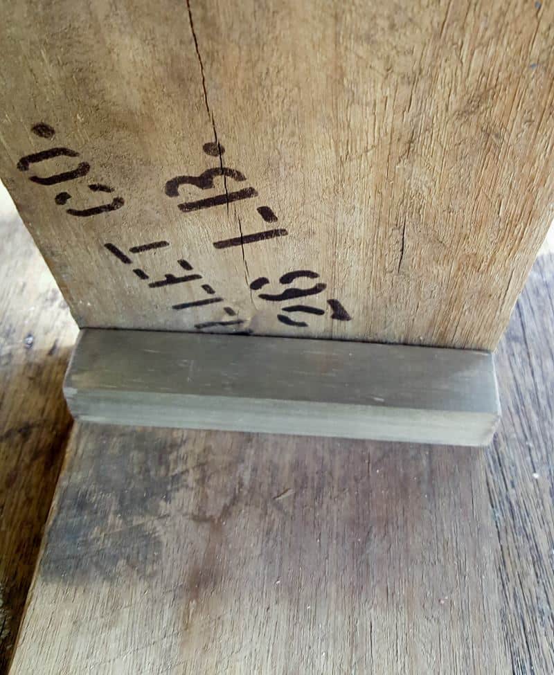 Add the sides to the base #DIYBirdFeeder #RecycledBirdFeeder #RusticBirdFeeder #aCraftyMix #Woodenbirdfeeder #PalletBirdFeeder #UniqueBirdFeeder