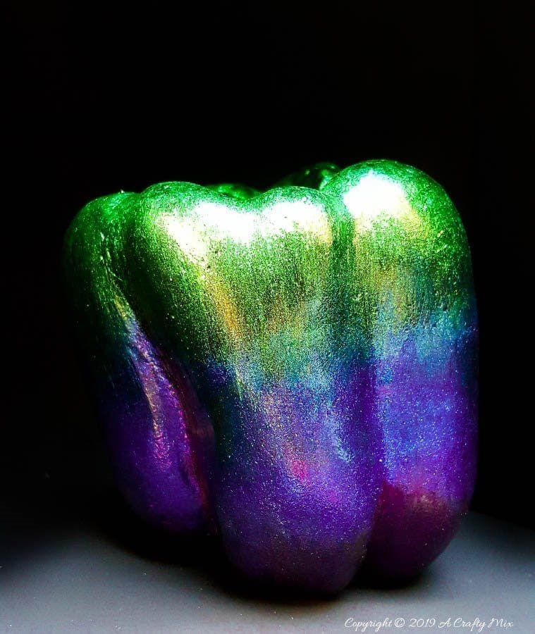 Get the full tutorial on how to achieve this gorgeous jewel-like effect by layering Sparkling Unicorn SPiT onto a concrete form. #SparklingUnicornSpit #UnicornSpitConcrete #acraftymix #Greenpepperjewel #ConcreteUnicornspit #concretejewel #unicornspitsparkling #howtouseunicornspit #unicornspittutorial #unicornspitDIY