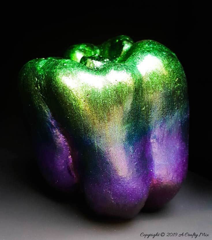 Get the full tutorial on how to achieve this gorgeous jewel-like effect by layering Sparkling Unicorn SPiT onto a concrete form.  #SparklingUnicornSpit #UnicornSpitConcrete #acraftymix #Greenpepperjewel #ConcreteUnicornspit #concretejewel #unicornspitsparkling #howtouseunicornspit #unicornspittutorial #unicornspitDIY