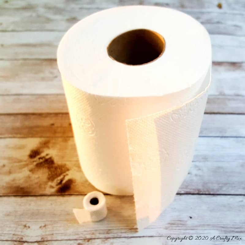 How to make miniature toilet paper for your doll's house