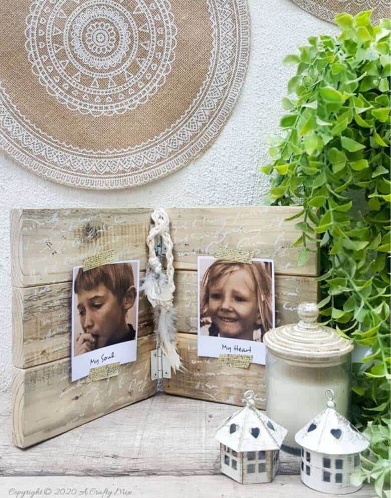 If you&rsquo;re looking for a fun way to display some of your special snaps, you&rsquo;re going to love this hinged picture frame made from scrap wood. Both the outside and inside can be customized to suit your d&eacute;cor style and it&rsquo;s super easy to change the photos or pics around without having to remove the glass and backing first. They make lovely gifts too. #HingedPictureFrame #DIYPictureFrame #TableTopFrame #ACraftyMix #DIYHomeDecor #EasyDIYFrame
