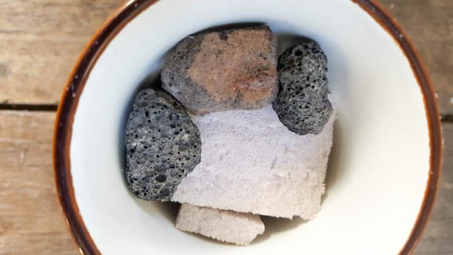 Fill with with small stone and florist foam