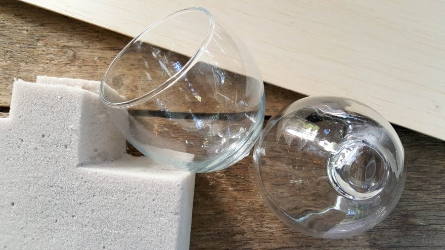 What you need to make the "Sands of Time" hour glass