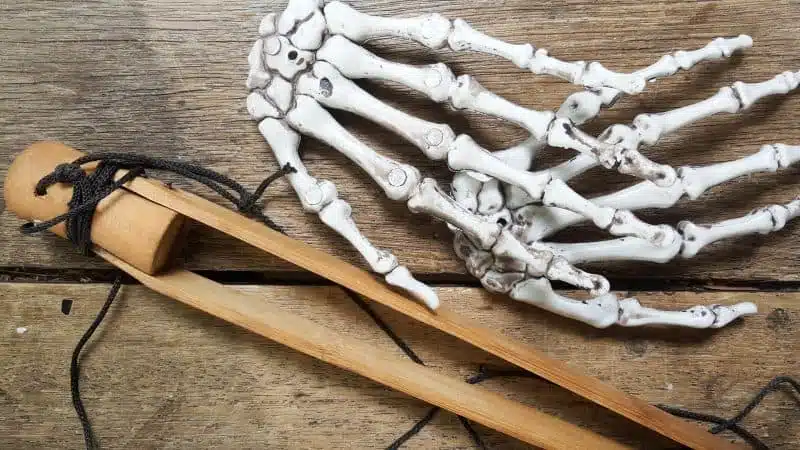 What you need to make the skeleton ice tongs
