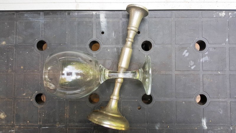 To make the chalice lights you'll need a wine glass, candleholder and paints