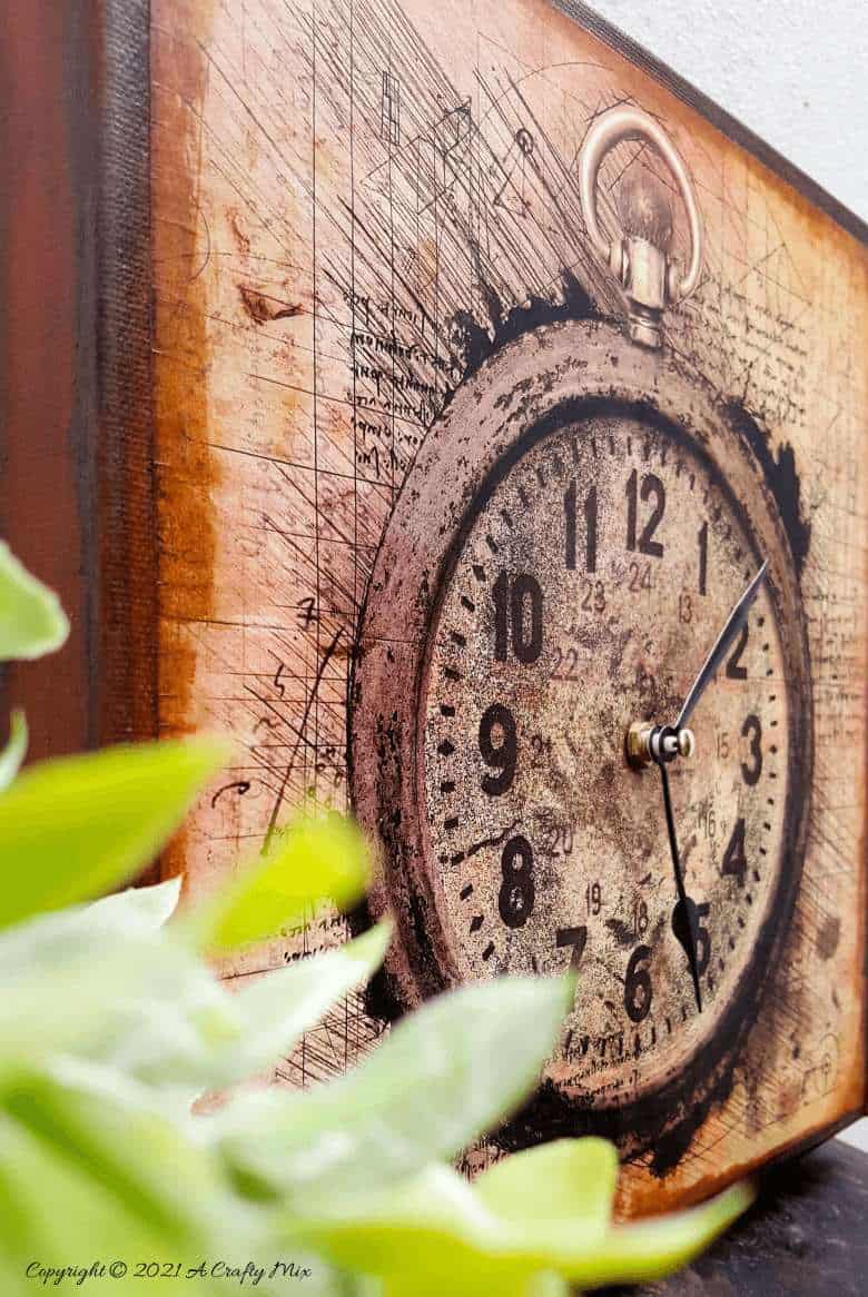 Make a unique statement with this DIY Da Vinci canvas clock. It&rsquo;s quick and easy to make and the tutorial includes step-by-step instructions along with a free printable. #DIYClock #ACraftyMix #HomeDecor