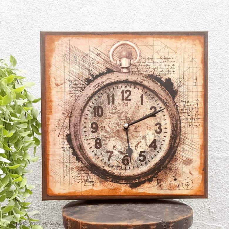 Make a unique statement with this DIY Da Vinci canvas clock. It&rsquo;s quick and easy to make and the tutorial includes step-by-step instructions along with a free printable. #DIYClock #ACraftyMix #HomeDecor