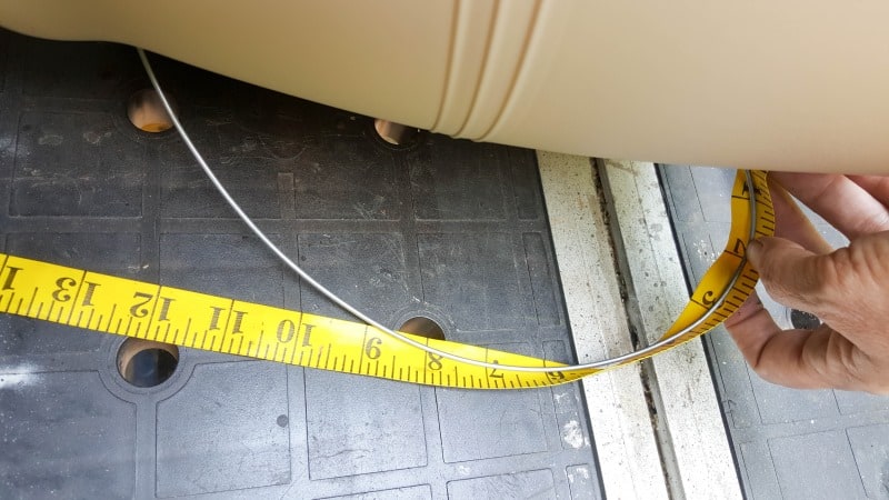 Measure the baling wire ear