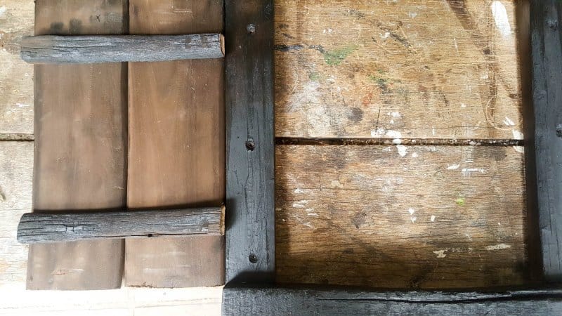 The frame is a basic square shape that's joined together with brackets.