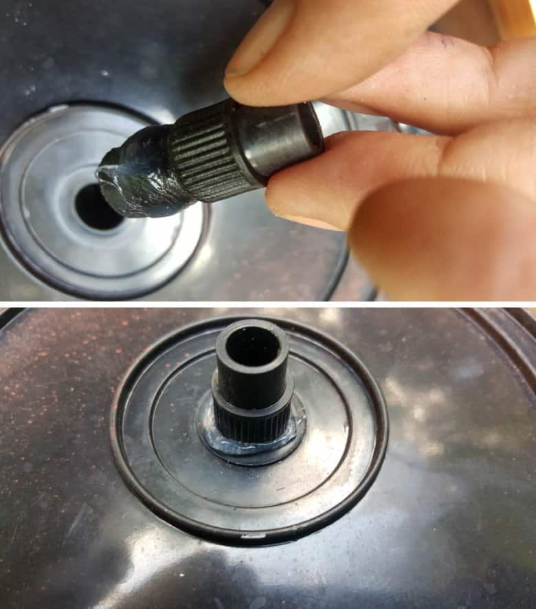 Use silicone to glue the pump fitting inside the spindle