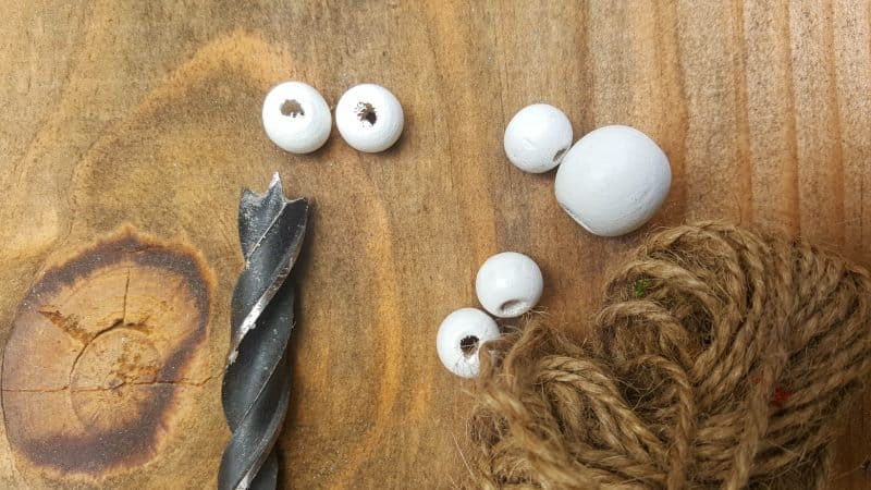 What you need to make a wooden vase