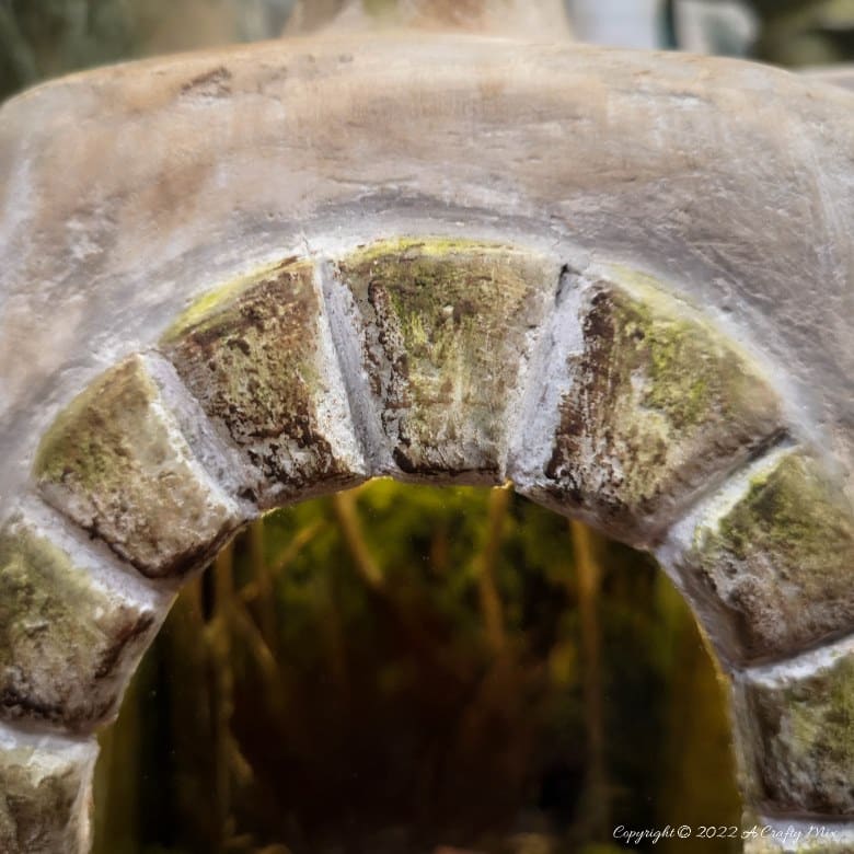 Welcome, fairy lovers! I had so much fun creating this feathered fairy throne in a fantasy bottle after seeing altered bottles in my Pinterest feed. It lights up and once I had everything figured out, it was really easy to make too. #ACraftyMix #AlteredBottle
