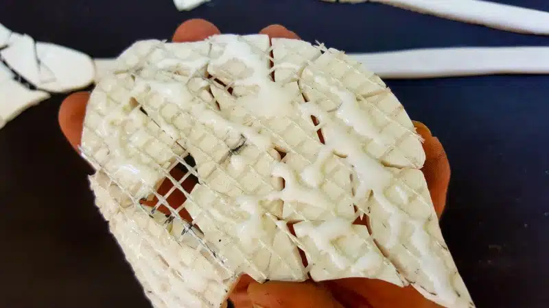 Add glue on the mesh