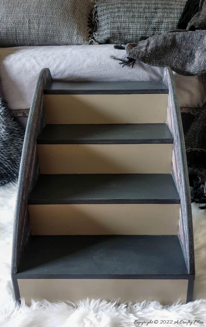Wooden doggie stairs are perfect for helping fur babies get onto the couch or bed for cuddles. Whether you make your own or buy them online, this tutorial will show you how to transform them quickly and easily into something that both stylish and functional. #ACraftyMix