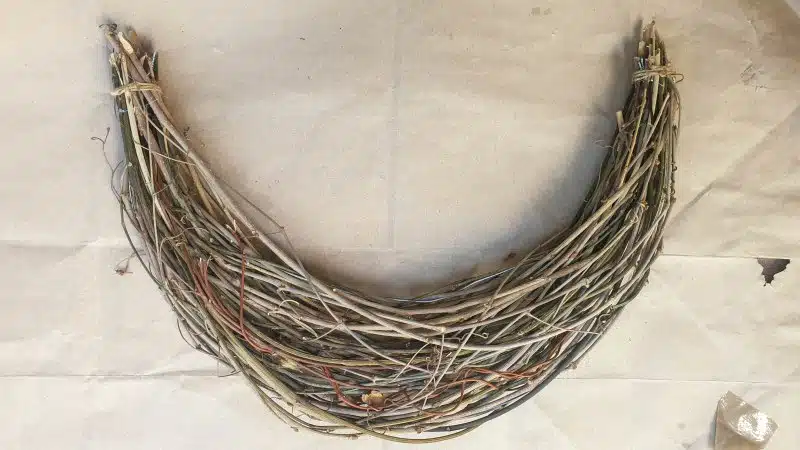 Leave the wreath to dry for about a week or two