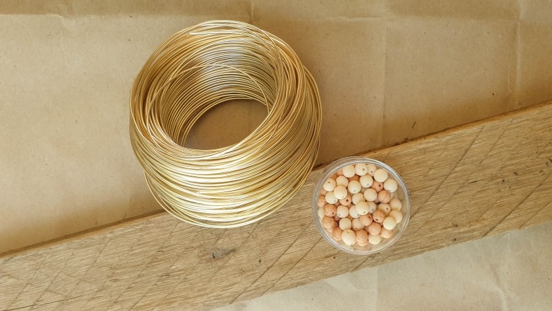 What you need to make the cutest wire sheep