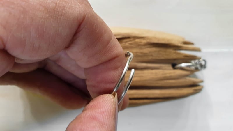 Open the split ring and wind it onto the jump ring