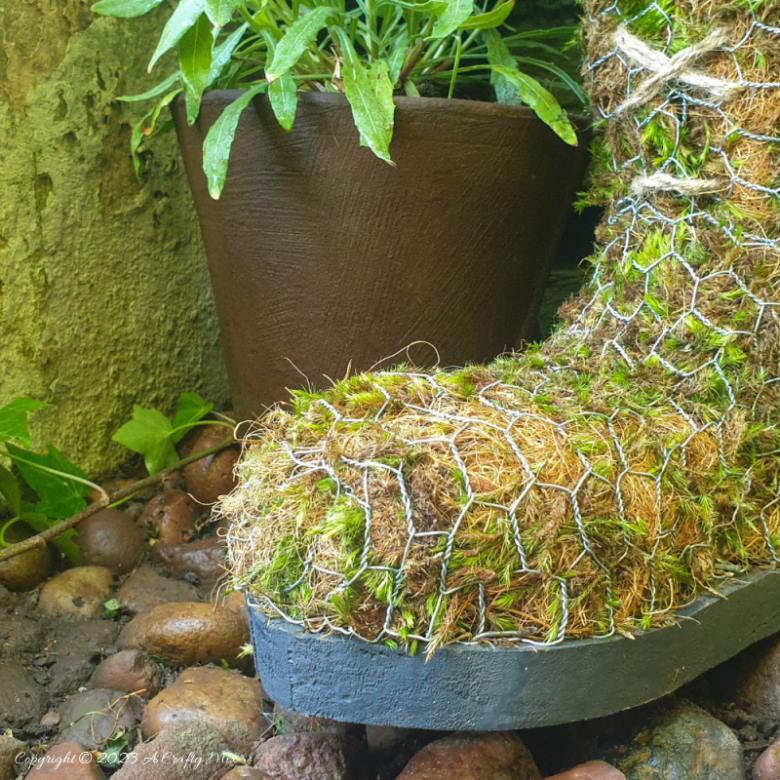 Are you looking for a a beautiful and natural-looking planter that will add character and rustic charm to your outdoor space? This Leprechaun-approved mossy boot planter is the perfect solution! It&rsquo;s both budget-friendly and easy to make. Get the full tutorial @ACRaftyMix