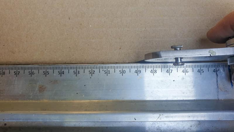 Measure and cut two cardboard rectangles as a base for the tray