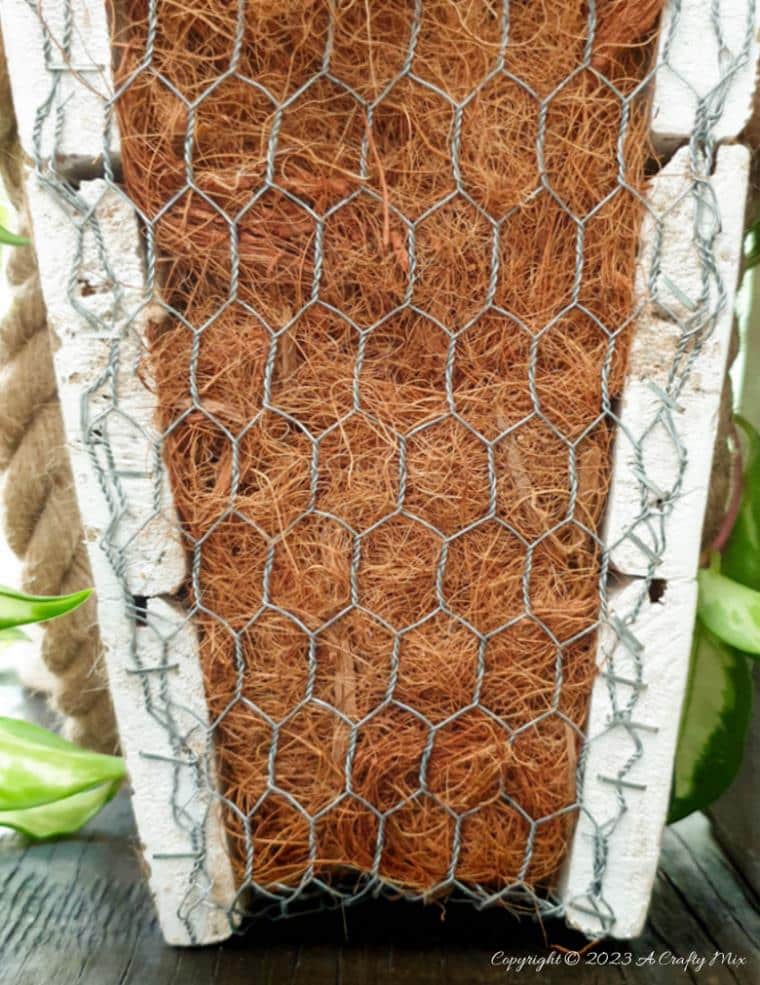 Who said upcycled planters can't be stylish? Our step-by-step tutorial will show you how to make a unique DIY pallet scrap handbag planter. This little gem will add a touch of whimsy and eco-friendly charm to any corner of your home, and it&rsquo;s easy to make too. #ACraftyMix
