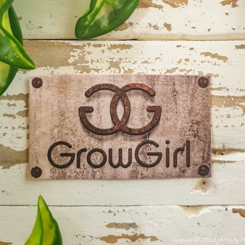 Who said upcycled planters can't be stylish? Our step-by-step tutorial will show you how to make a unique DIY pallet scrap handbag planter. This little gem will add a touch of whimsy and eco-friendly charm to any corner of your home, and it&rsquo;s easy to make too. #ACraftyMix