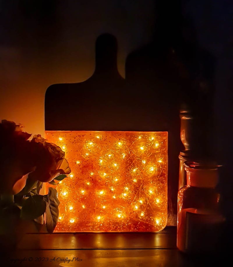 Come join us as we show you how to make this mesmerizing resin platter with lights. She&rsquo;s guaranteed to be the star of your next gathering and will make a dazzling addition to your home decor. Get this free resin project tutorial @ACraftyMix
