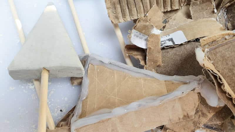 Discard the use cardboard mold
