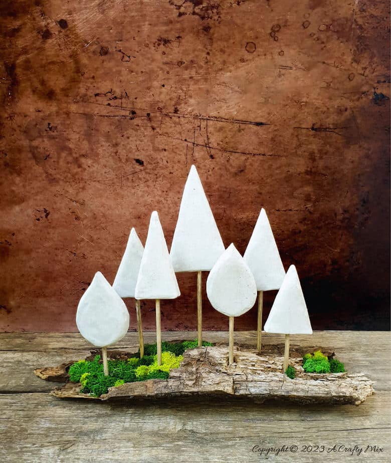 Discover the magic of plaster of Paris. We&rsquo;ll show you how to create simple shapes in easy cardboard molds. Effortless, budget-friendly, creativity at its best. The free step-by-step tutorial is filled with loads of PoP tips and tricks that will guide you through the process of crafting with this versatile medium. #ACraftyMix