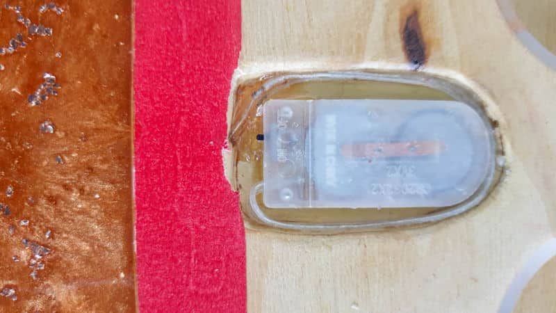A little bit of resin seeped into the battery pack area